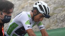 CNNE 1142295 - egan bernal pasa por cirugia tras sufrir accidente