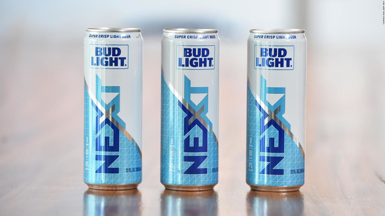 CNNE 1144373 - bud light lanza la primera cerveza sin carbohidratos