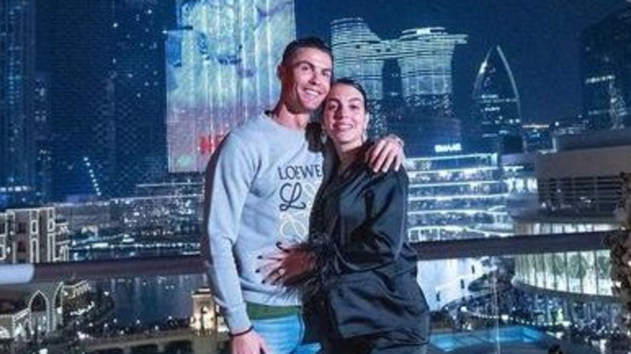 CNNE 1145052 - cristiano ronaldo georgina rodriguez