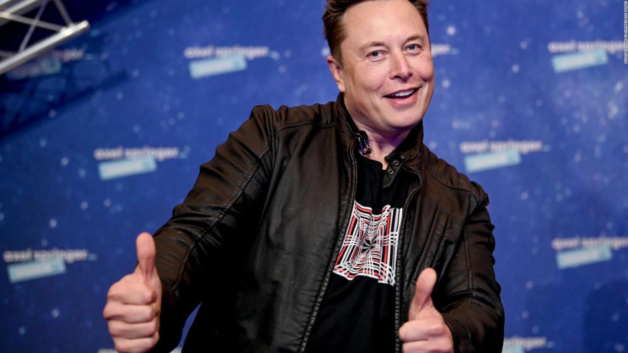 CNNE 1146211 - elon musk ofrece us$ 5-000 a adolescente de la florida