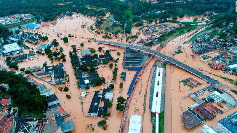 Video de dron revela la tragedia de las inundaciones en brasil que dejaron al menos 24 muertos | cnn