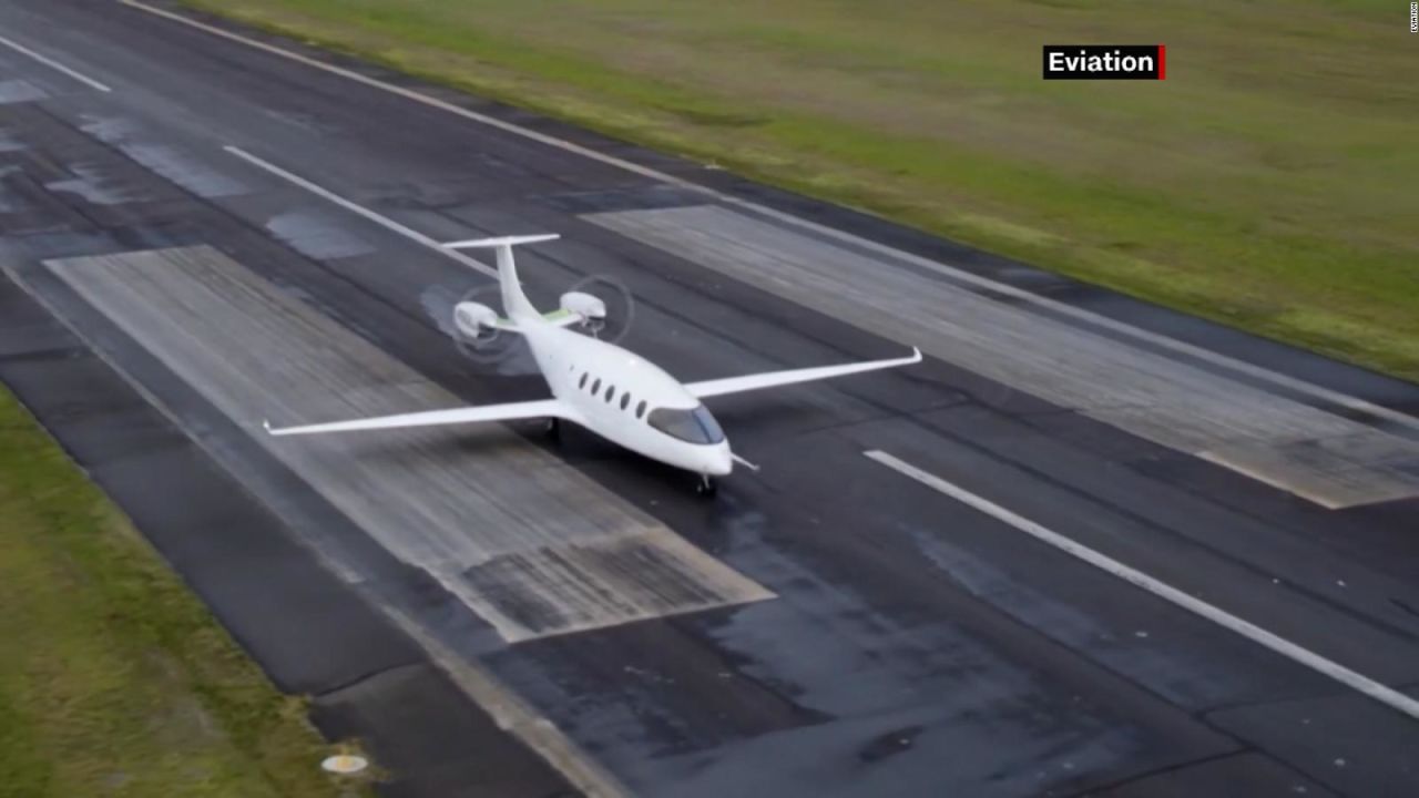 CNNE 1146794 - mira el primer avion de pasajeros totalmente electrico