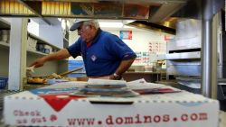 CNNE 1146868 - domino's te pagara us$ 3 si recoges tu pizza