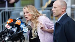 CNNE 1149296 - michael avennatti, culpable de quedarse con us$ 300-000 de stormy daniels