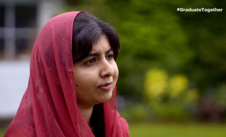 Malala Yousafzai es una activista pakistaní defensora del derecho a la educación de las niñas y mujeres. Es la persona más joven en recibir el Premio Nobel de la Paz.