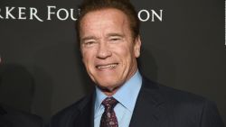 CNNE 1151611 - un hijo de arnold schwarzenegger explica por que no usa su apellido