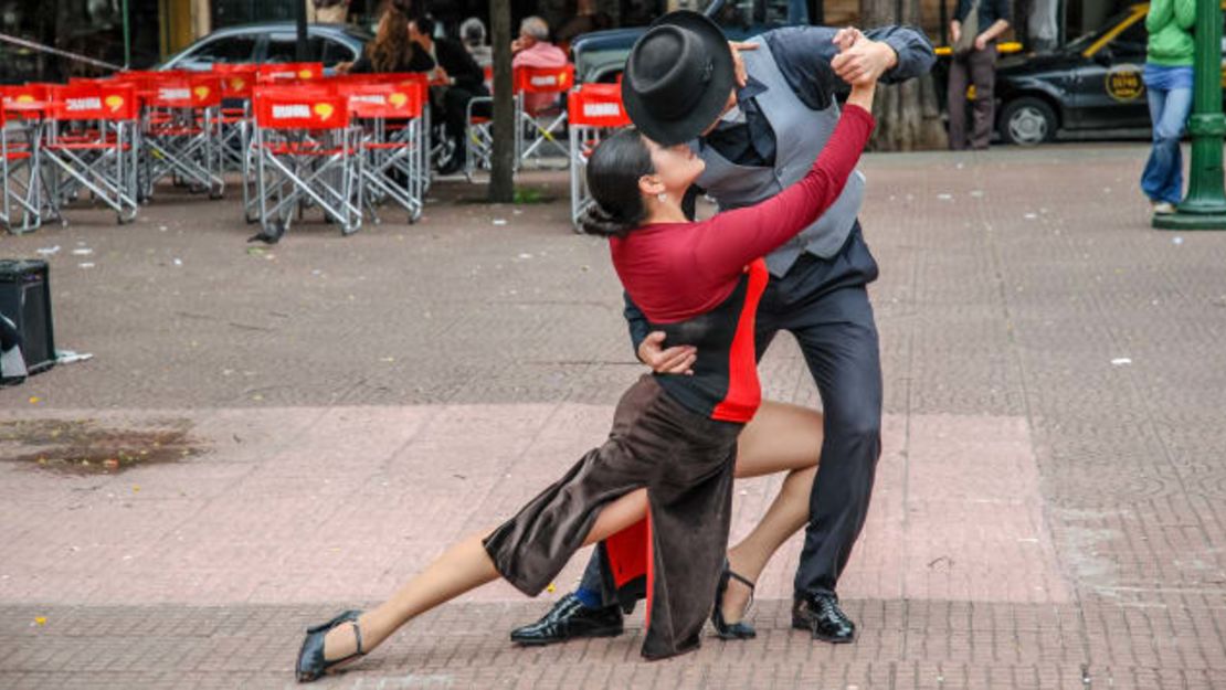 El tango en Buenos Aires es un baile para el romance. Shutterstock