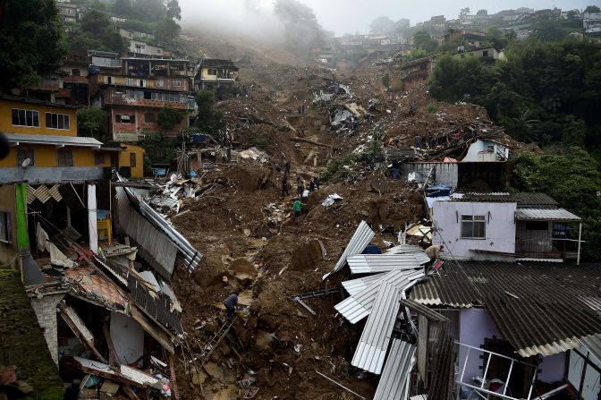 Petrópolis, Brasil, tras el deslizamiento de tierra.