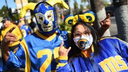 CNNE 1155277 - fiesta en los angeles- un vistazo desde adentro del desfile de los campeones del super bowl