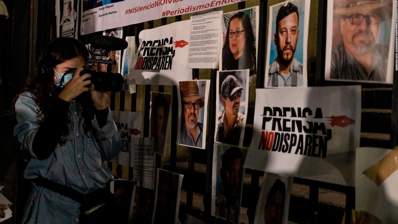 CNNE 1155326 - "nos queremos vivos", asi protestan periodistas en mexico