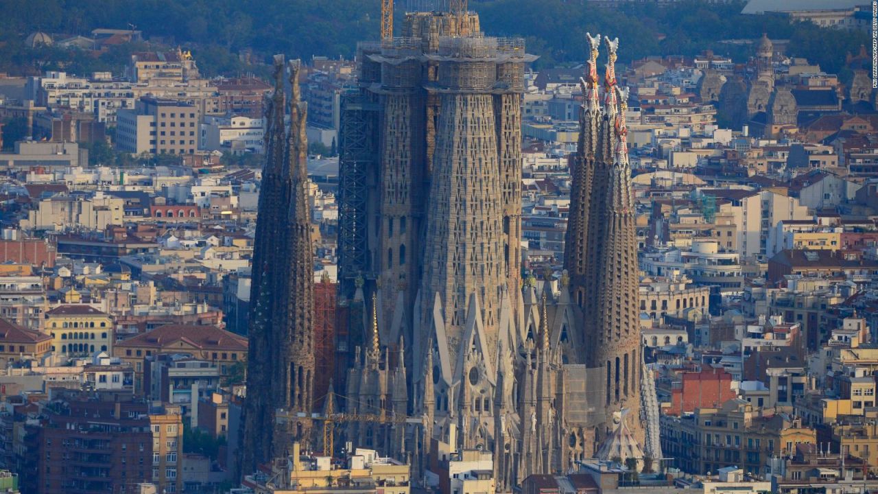 CNNE 1158043 - asi va la construccion de la sagrada familia en barcelona