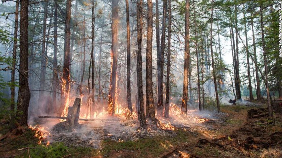 Un incendio forestal en el centro de Yakutia, Rusia, en junio de 2020.