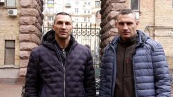 CNNE 1160296 - los hermanos klitschko dispuestos a ir a la guerra