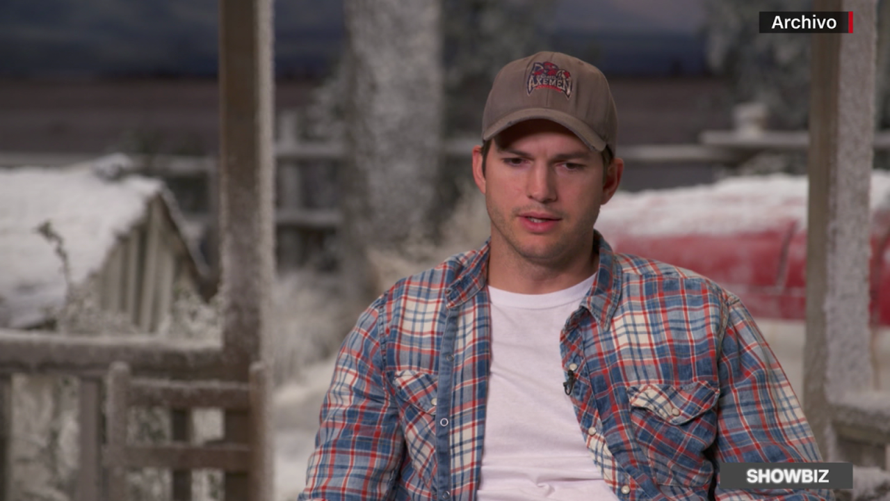 CNNE 1161493 - ashton kutcher se solidariza con ucrania