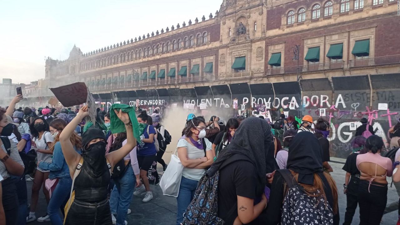 CNNE 1166032 - "nos matan todos los dias", el grito de mujeres en marcha del 8m