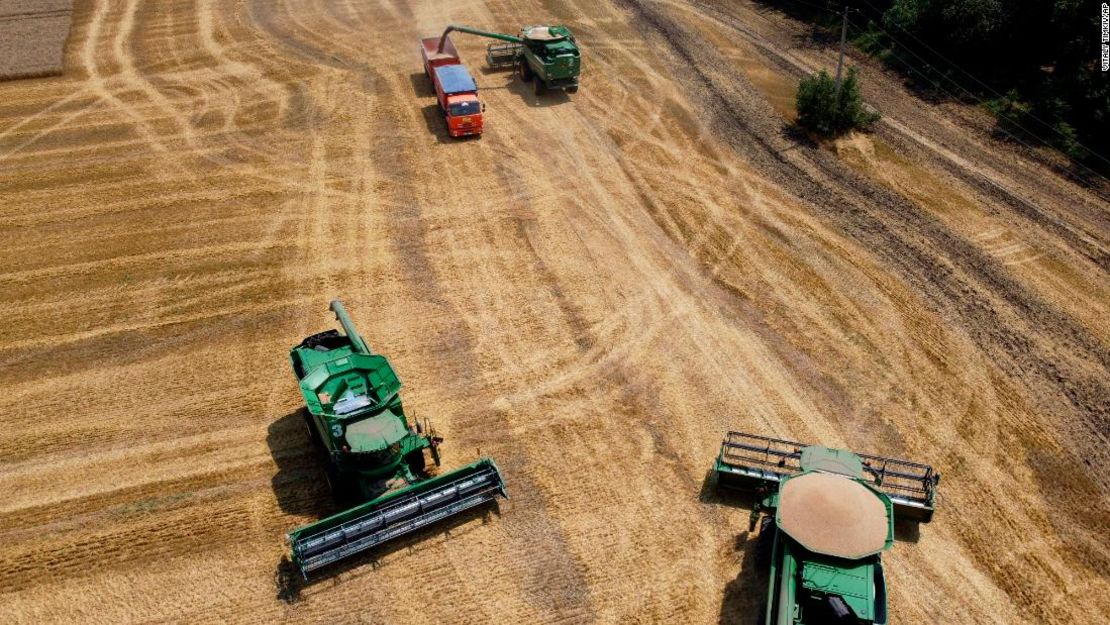 CNNE 1168206 - 220311124550-russia-wheat-harvest-file-super-tease