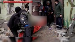 CNNE 1169988 - mujer embarazada ucrania muere