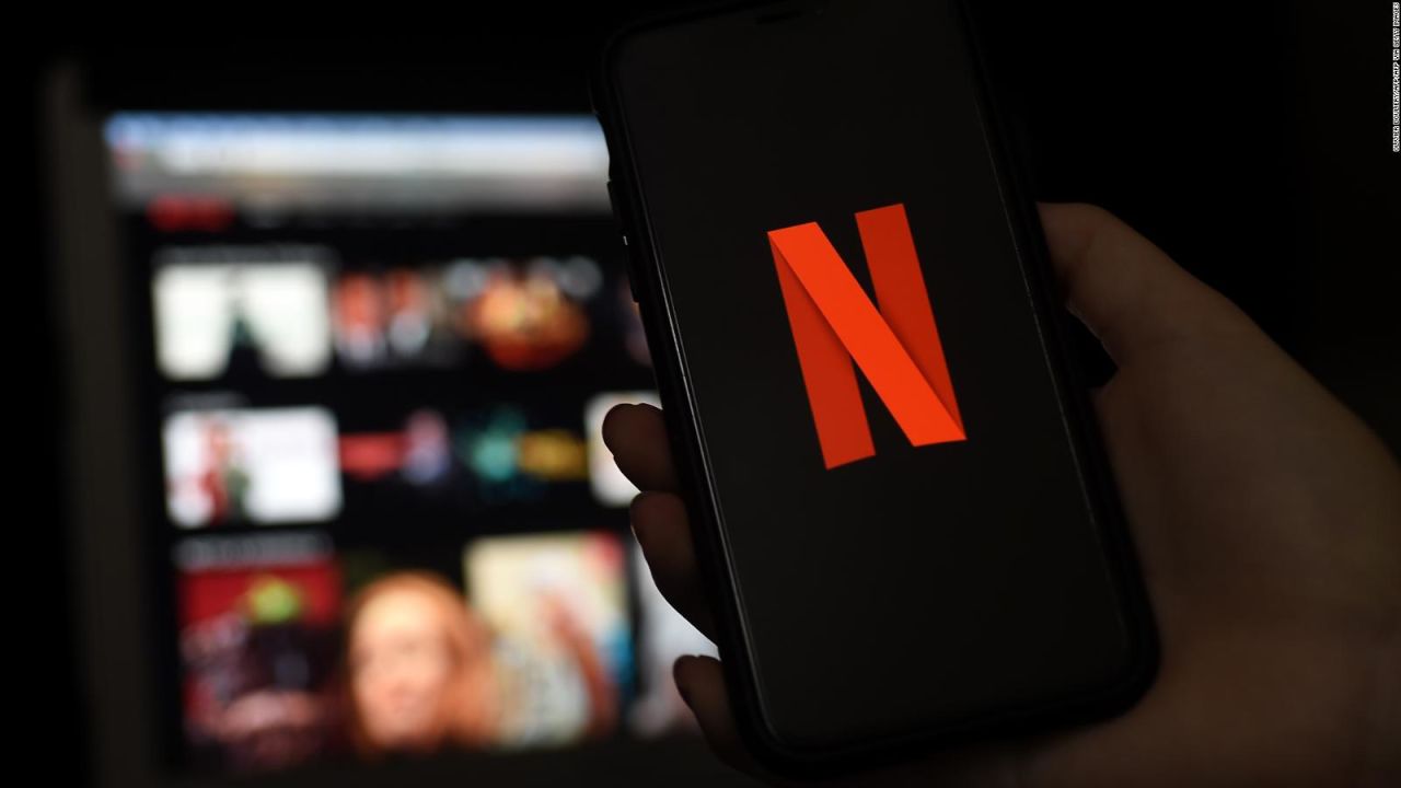 CNNE 1170845 - algunos usuarios que comparten contrasenas de netflix deberan pagar extra