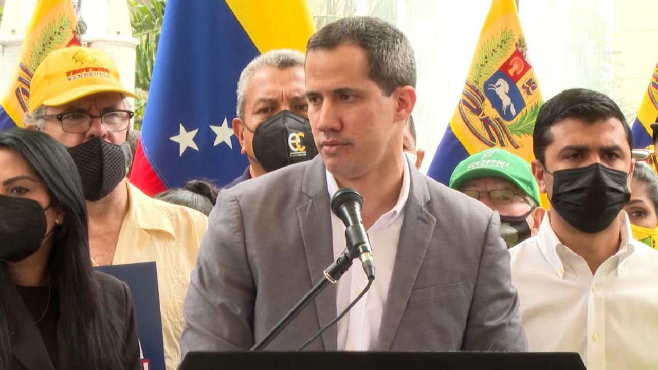 CNNE 1171535 - guaido pide a petroleras que no apoyen a "dictador"