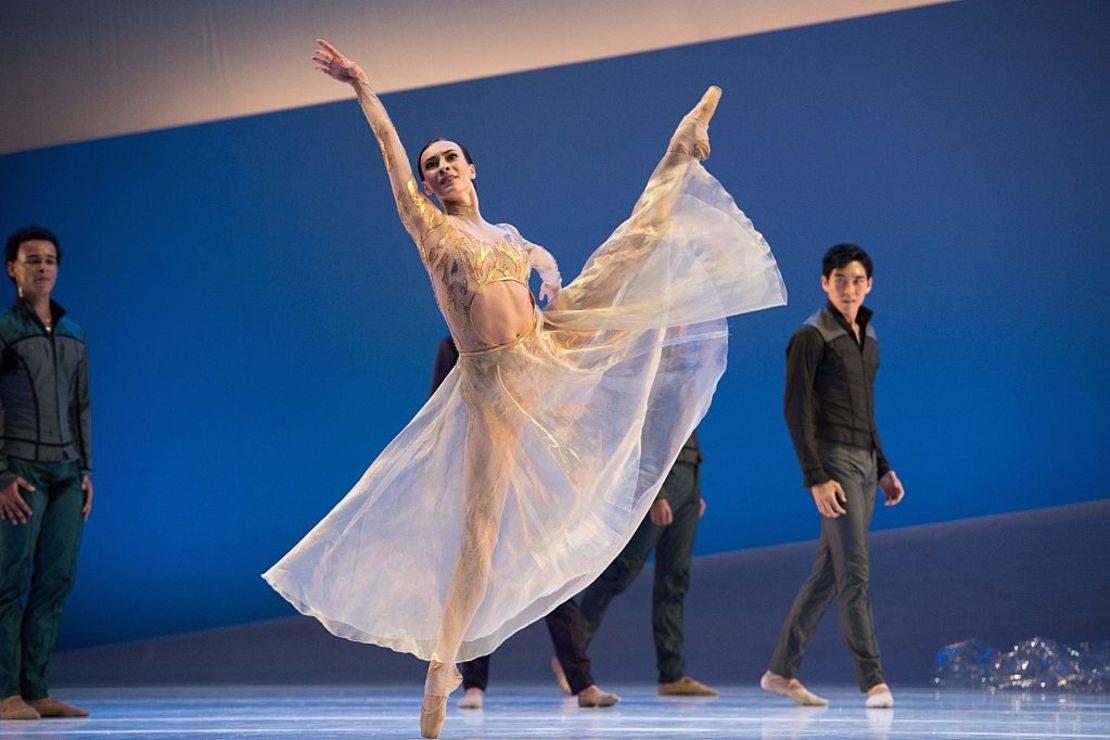 Olga Smirnova, estrella del canónico ballet Bolshoi de Moscú, deserta tras denunciar la invasión rusa de Ucrania con una frase memorable: “Se ha trazado una línea”.