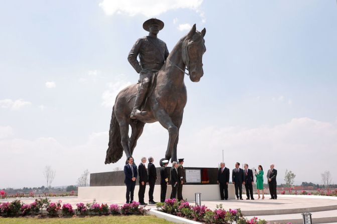 El Aeropuerto Internacional Felipe Ángeles (AIFA) fue nombrado así en honor de un militar de la Revolución Mexicana de inicios del siglo XX. Una estatua de Felipe Ángeles fue inaugurada en el aeropuerto.