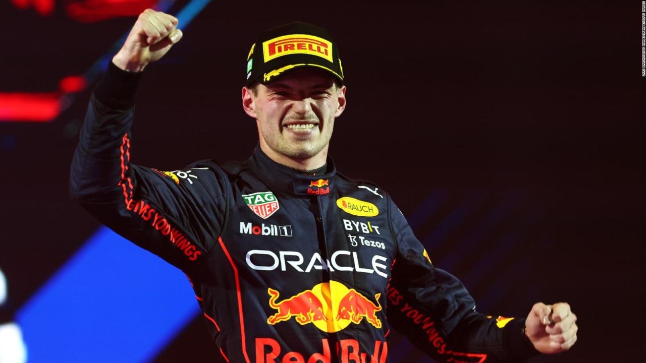 CNNE 1176673 - verstappen le gano el duelo a ferrari