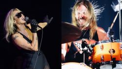 CNNE 1177390 - miley cyrus rinde emotivo homenaje a su amigo taylor hawkins