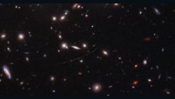 CNNE 1178835 - hubble observa la estrella mas lejana jamas vista