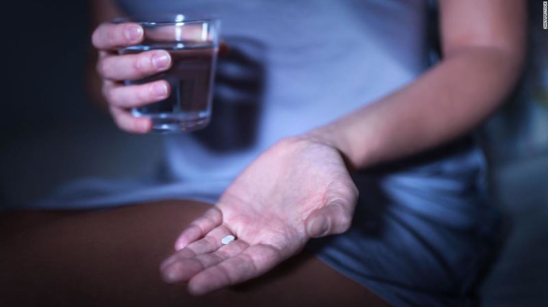 Peligros de las pastillas para dormir y cómo evitarlos | cnn