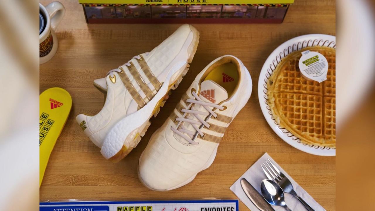 CNNE 1181940 - zapatos inspirados en un waffle, una creacion de adidas