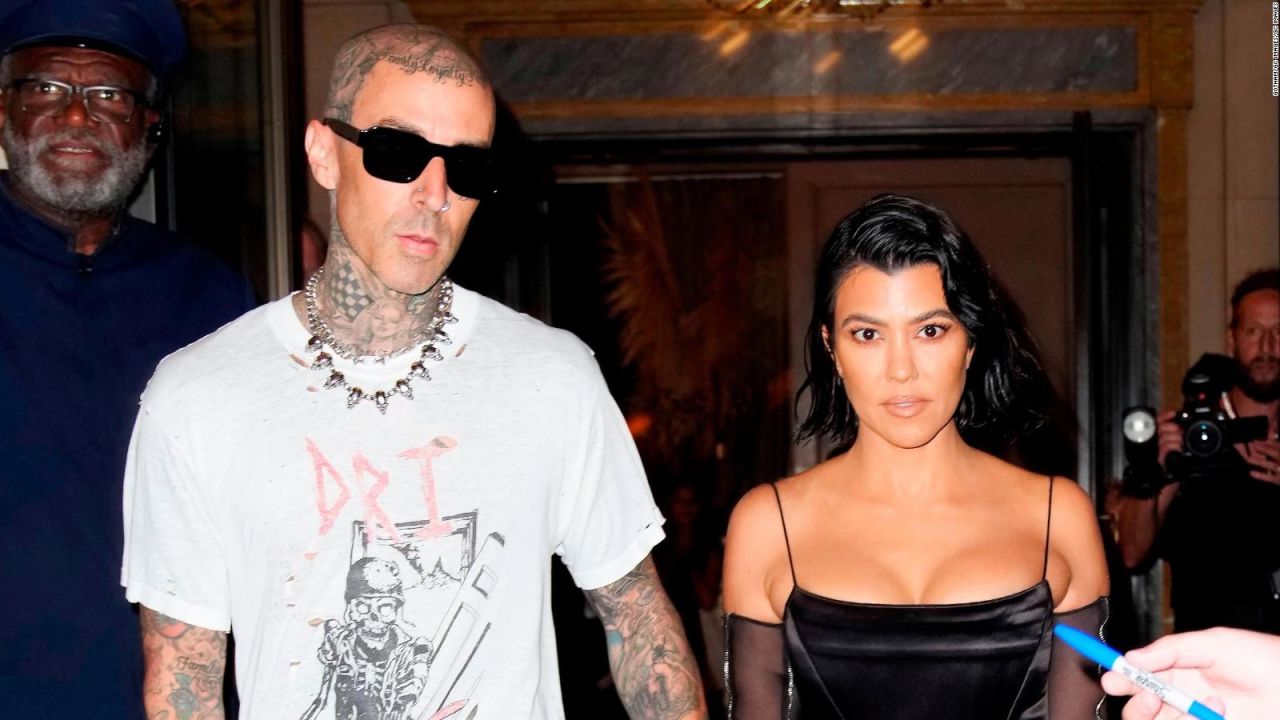 CNNE 1182275 - kourtney kardashian y travis barker se casaron en las vegas