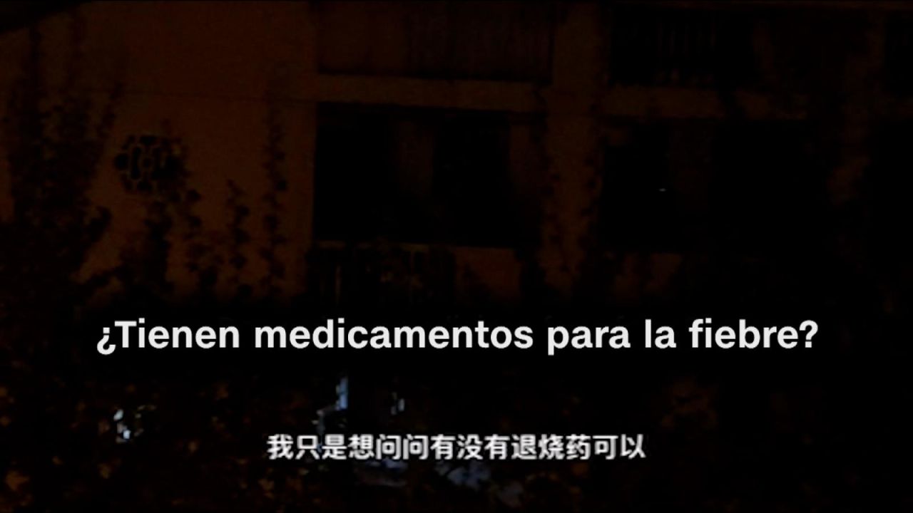 CNNE 1185921 - escucha el pedido de ayuda de una madre para su hijo en shanghai