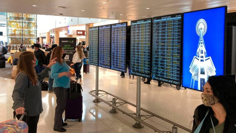 Cultura de cancelación: los vuelos c ancelados aparecen regularmente en los tableros de salida.