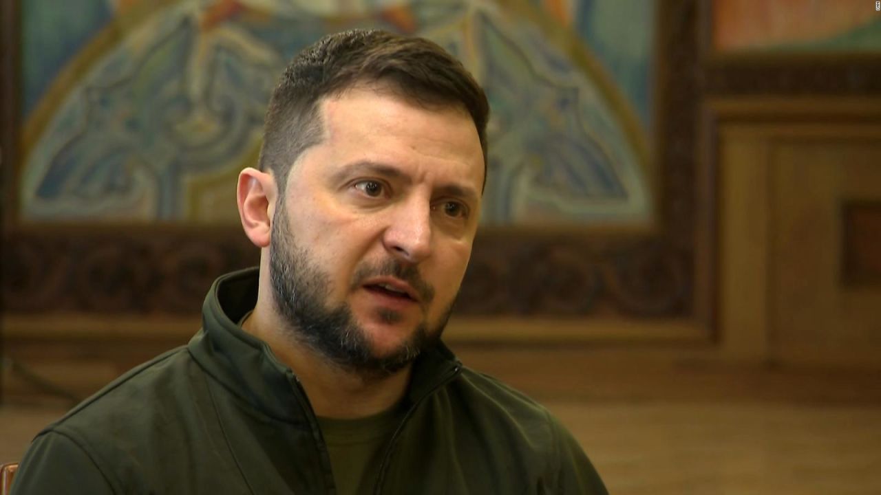 CNNE 1189022 - zelensky dice que rusos podrian utilizar armas quimicas y nucleares