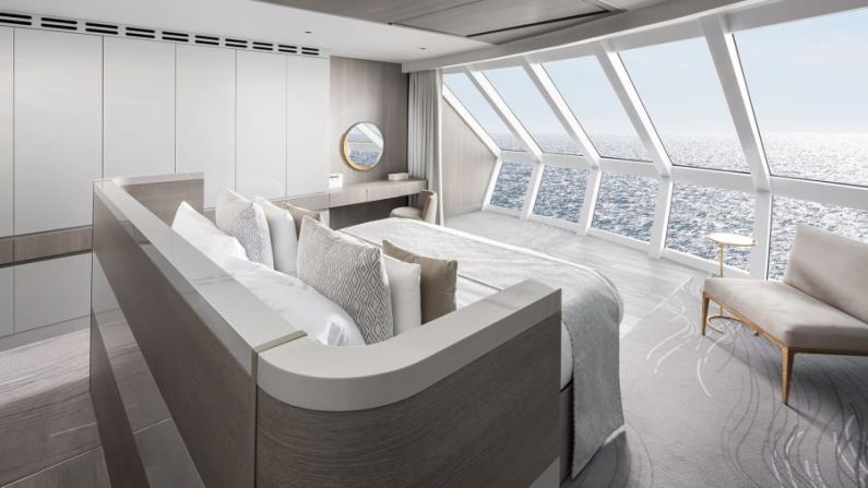 Iconic Suites del Celebrity Beyond: dos nuevas suites en el timón del nuevo barco Celebrity Beyond mimarán a sus primeros huéspedes a finales de abril de 2022. Situadas sobre el puente del capitán, las Iconic Suites son la joya de la corona de la clase Edge de Celebrity. Crédito: Celebrity Cruises