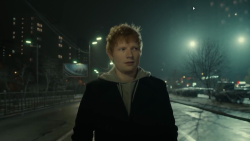 CNNE 1192490 - mira el video musical de ed sheeran grabado en ucrania