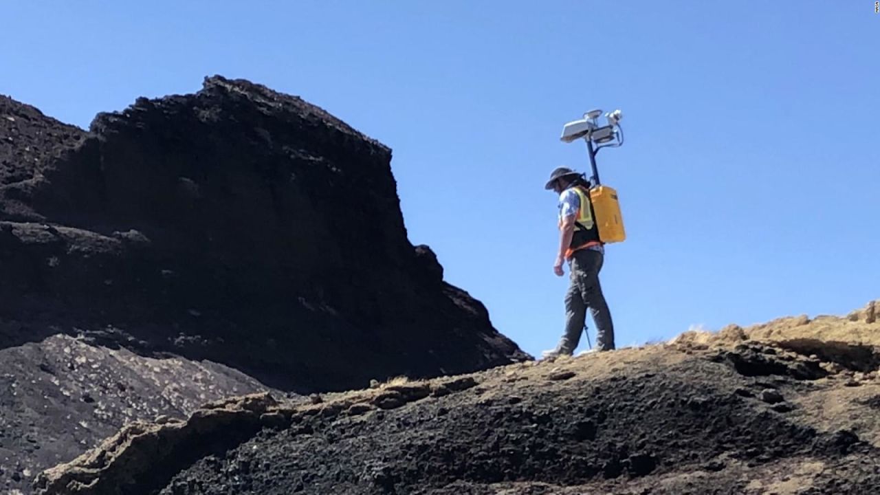 CNNE 1196493 - esta mochila de mapeo esta disenada para los astronautas en la luna