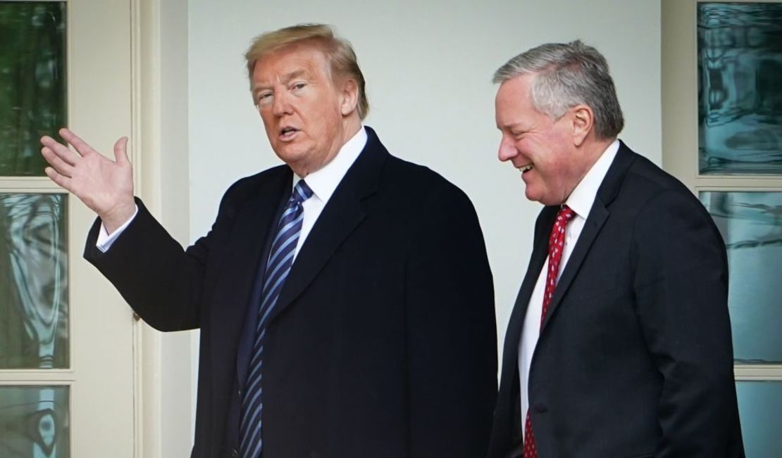 Donald Trump y Mark Meadows fotografiados en la Casa Blanca el 8 de mayo de 2020.