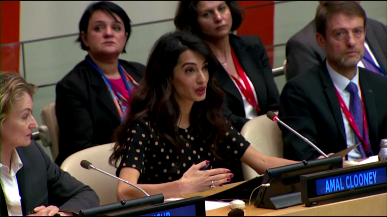 CNNE 1198250 - amal clooney en la onu- politicos piden justicia, pero no cumplen