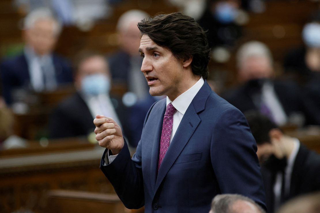 El primer ministro de Canadá, Justin Trudeau, habla durante el período de preguntas en la Cámara de los Comunes en la colina del Parlamento en Ottawa, Ontario, Canadá, el 27 de abril.