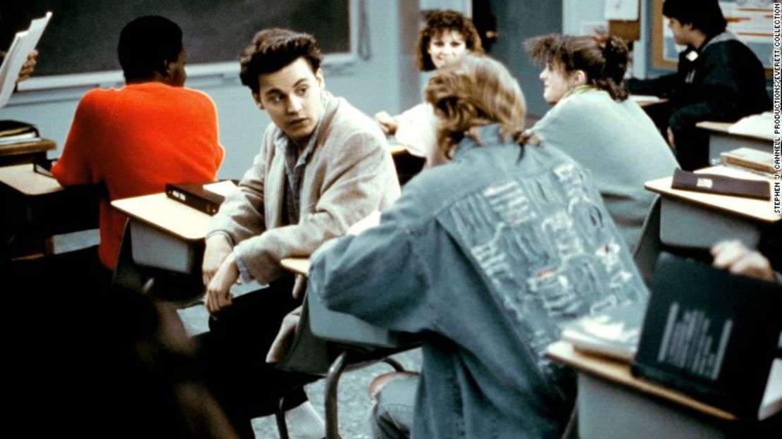 Johnny Depp (segundo desde la izquierda) en "21 Jump Street".