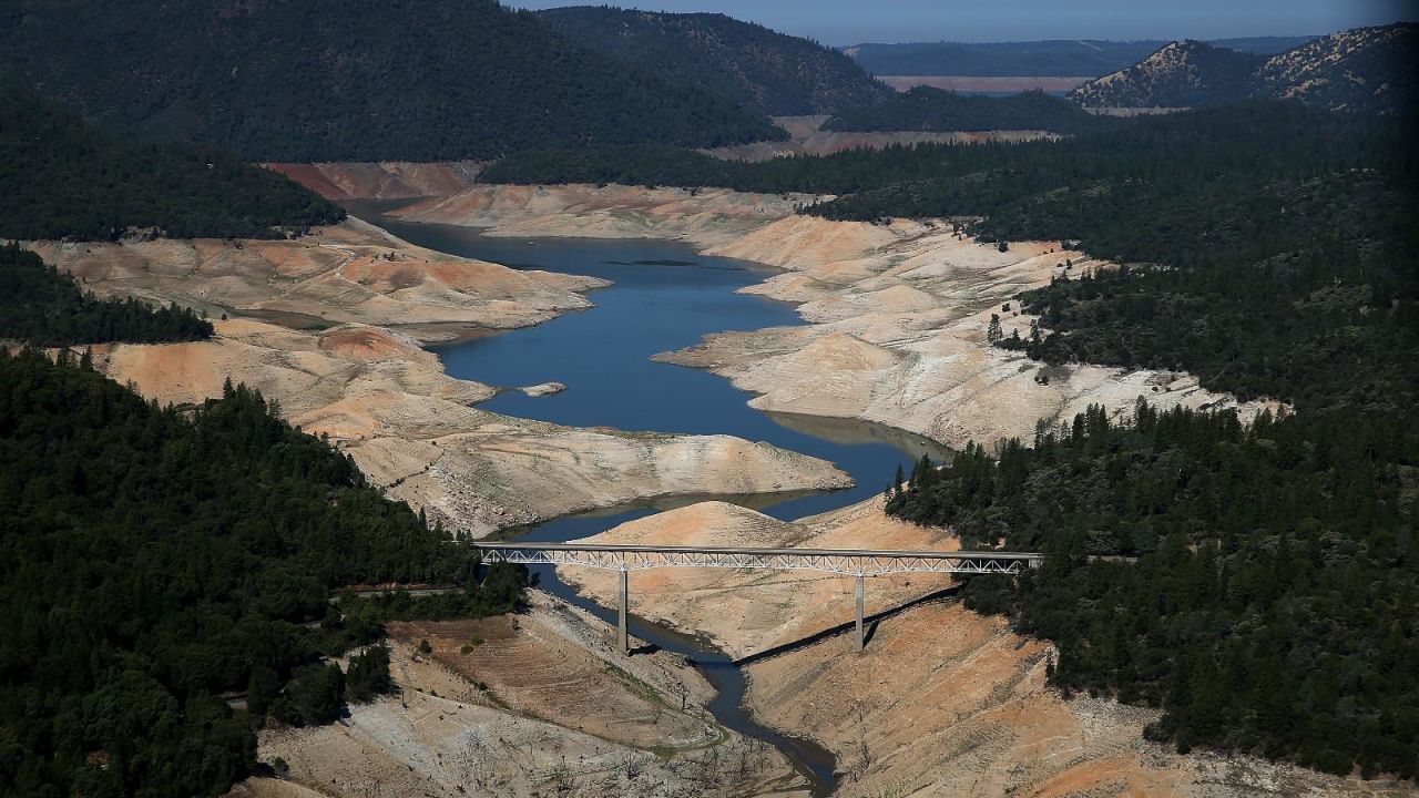 CNNE 1199314 - ¿seran suficientes las medidas de racionamiento de agua en california?