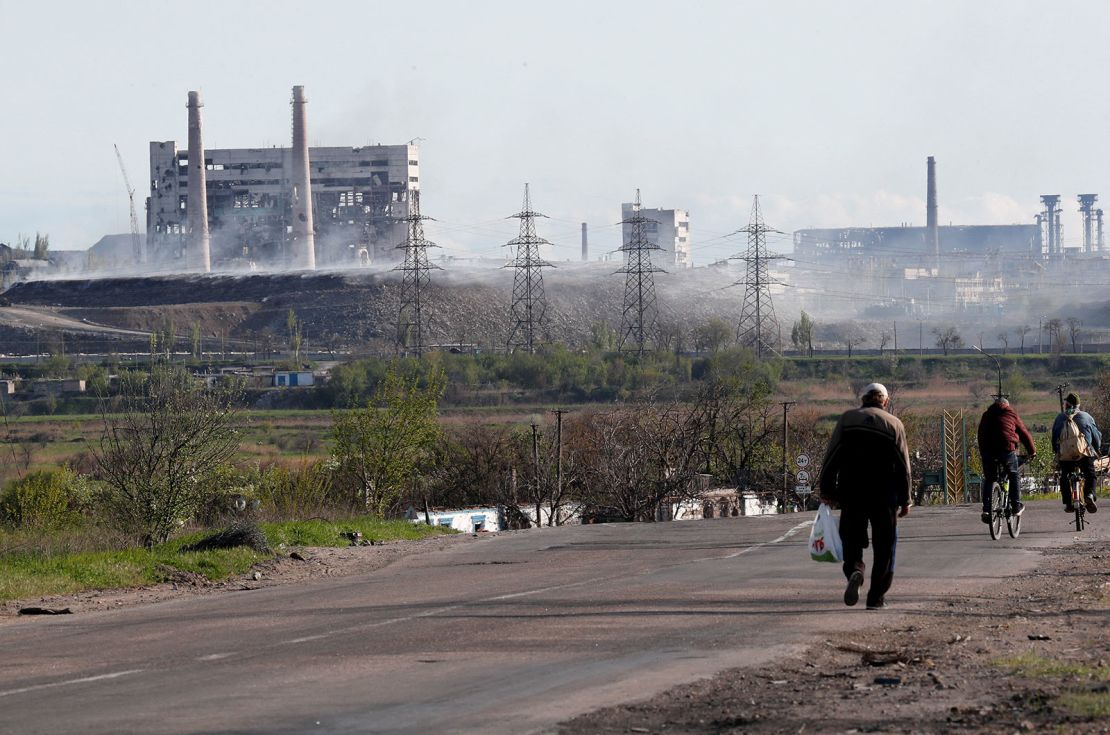 La imagen muestra los daños en la planta siderúrgica de Azovstal en Mariúpol, Ucrania, el 3 de mayo.
