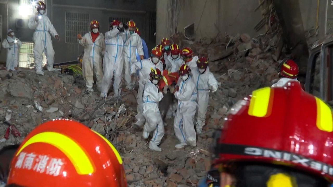 CNNE 1202967 - 53 muertos tras colapso de edificio en china