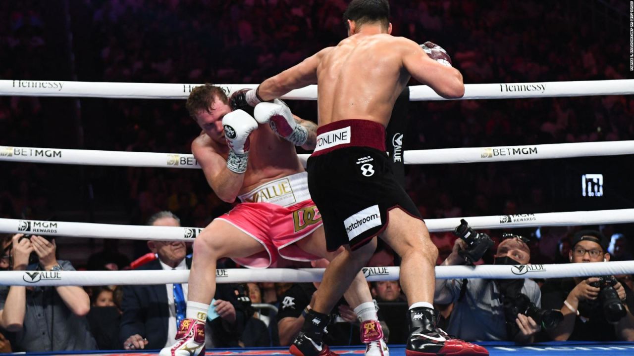 CNNE 1203729 - las claves del triunfo de bivol sobre el canelo