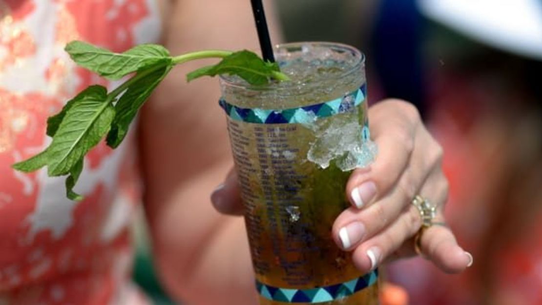 No hace falta esperar al Derby de Kentucky para disfrutar de un Mint Julep.Crédito: Dylan Buell/Getty Images North America/Getty Images