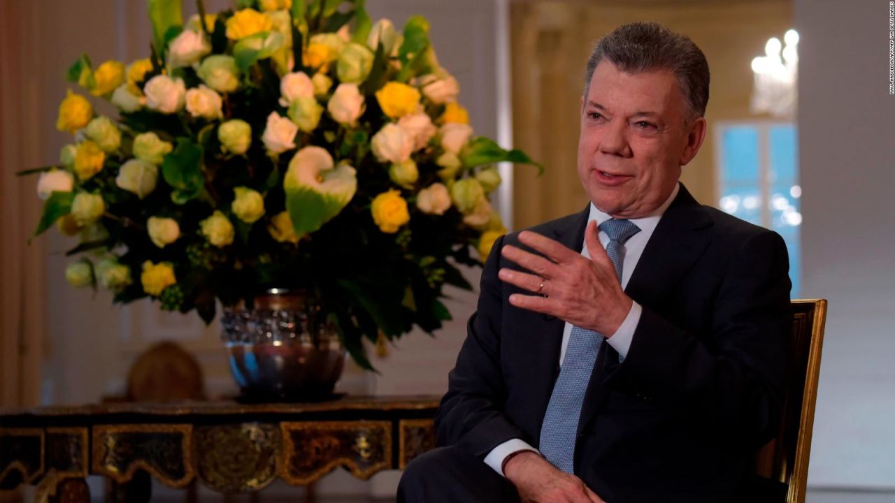 CNNE 1207289 - juan manuel santos- en colombia habra transicion pacifica