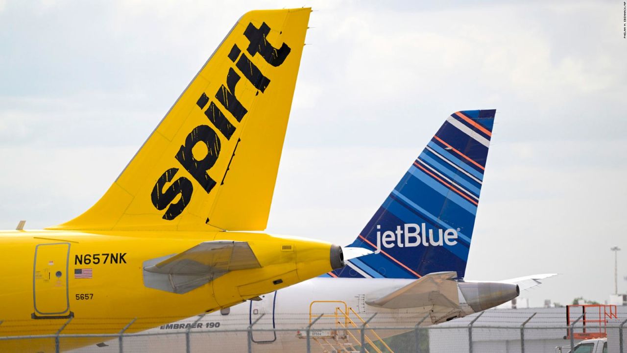 CNNE 1208154 - jetblue insiste en adquirir spirit