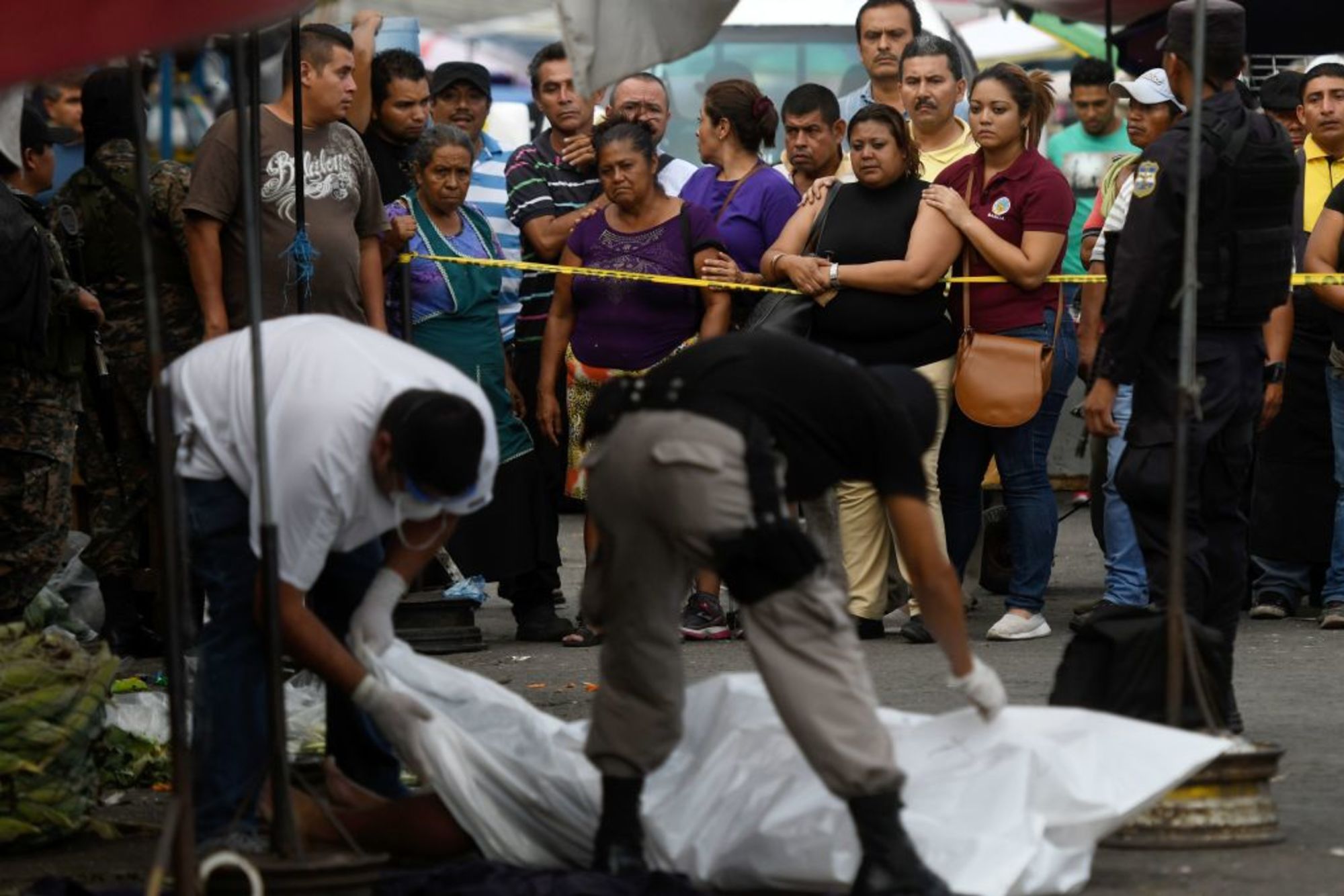 CNNE 1208318 - el salvador-violence-crime