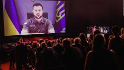 CNNE 1209072 - cannes abre con un llamado de zelensky al cine mundial